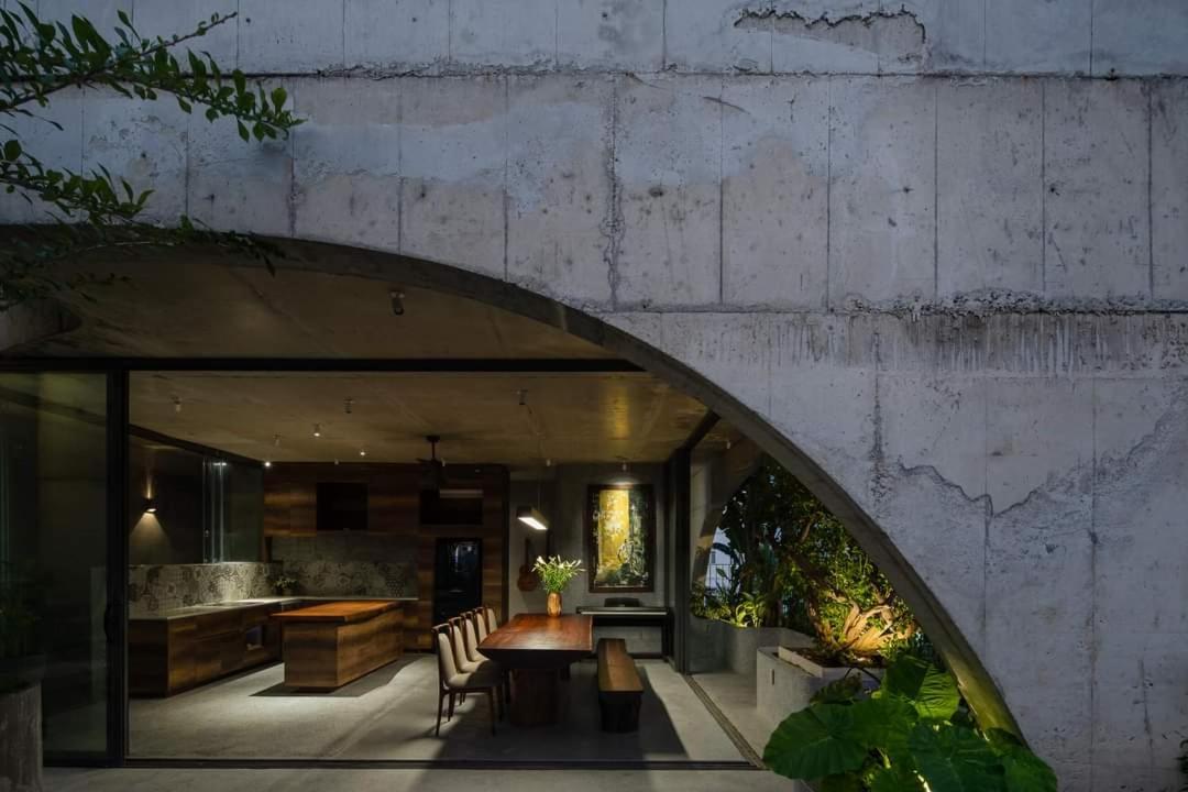 ホテル Hoa House ホーチミン市 エクステリア 写真